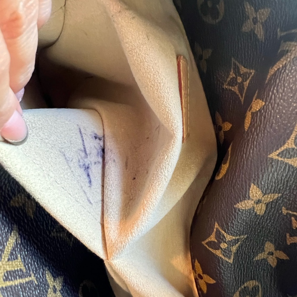 LOUIS VUITTON ARTSY MM MONOGRAM The Sophisticated Hobo With A Boho Twist… - Picture 14 of 17